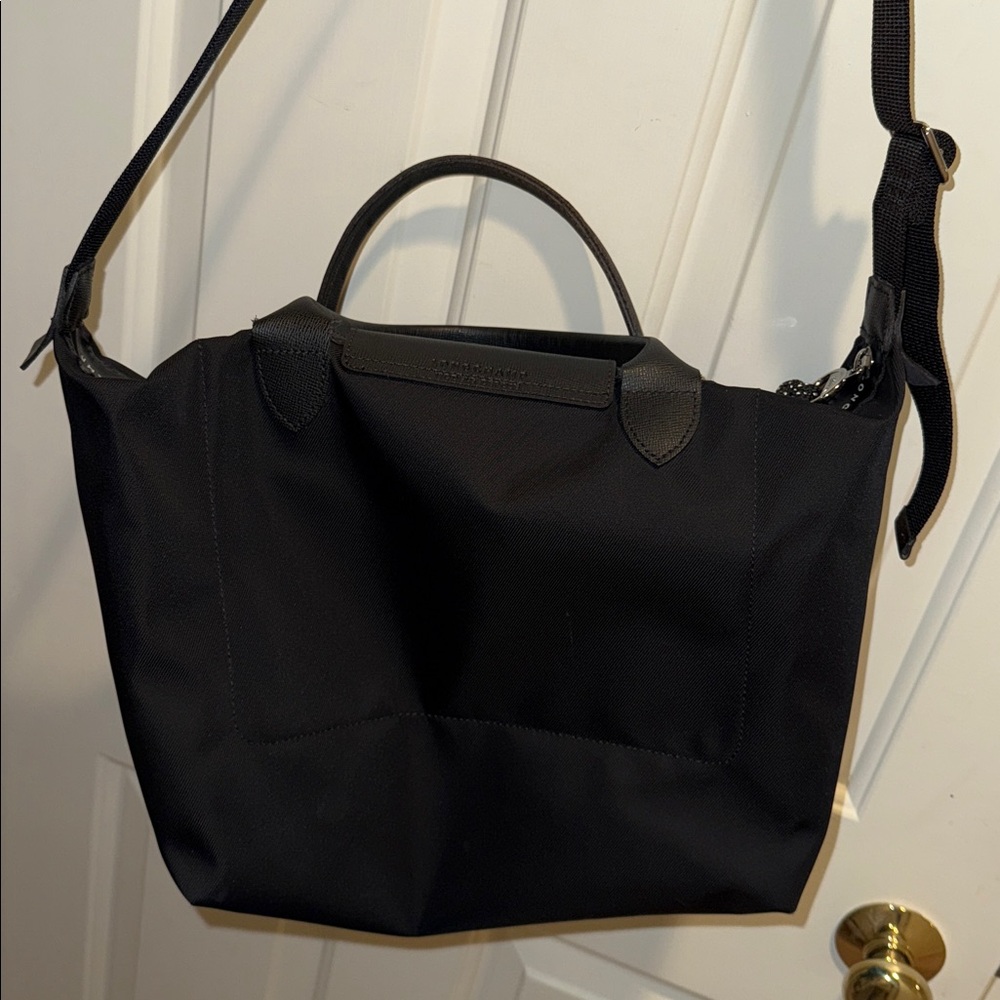 Longchamp Le Pliage Energy Medium Crossbody - Picture 14 of 16